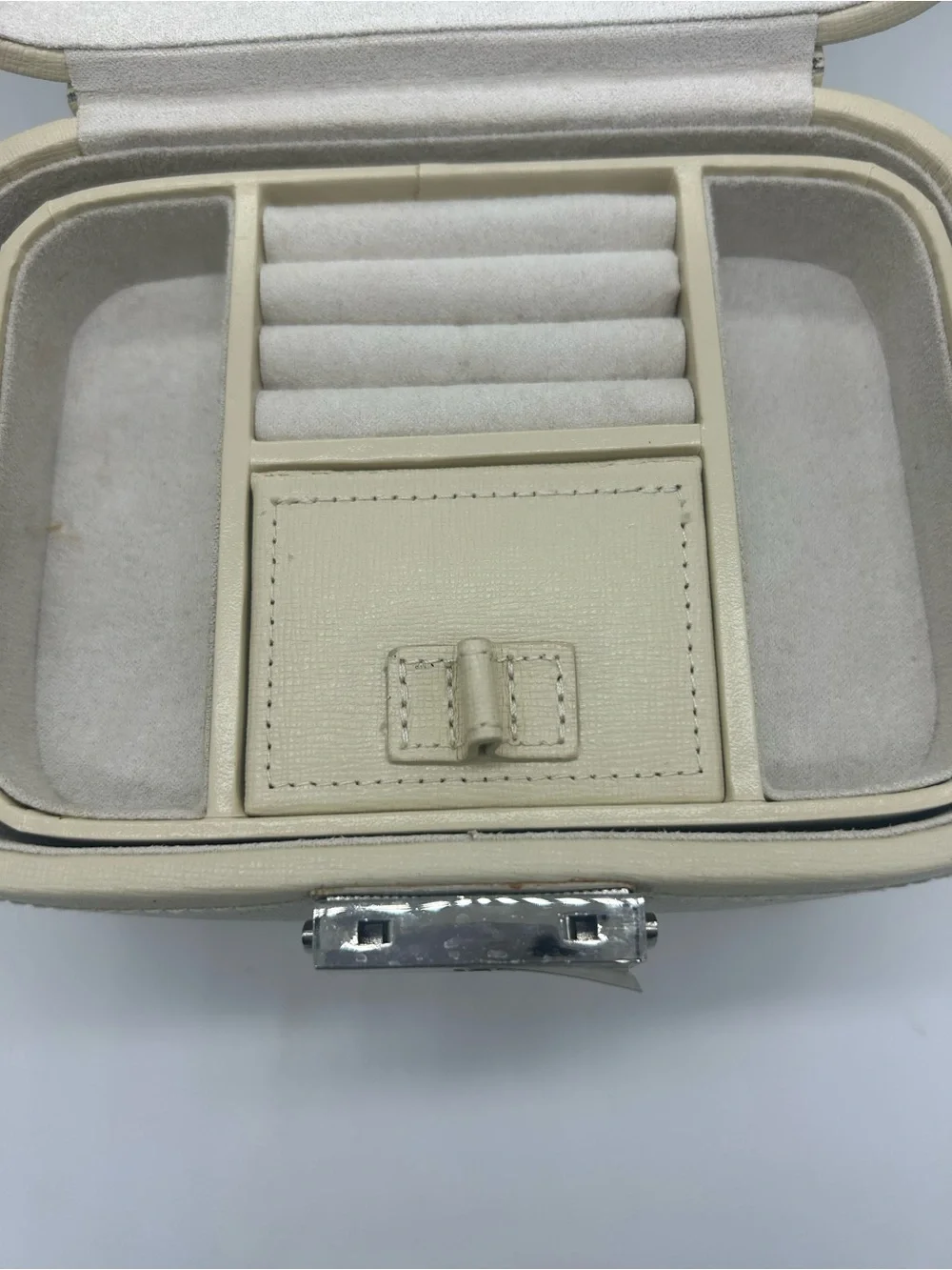 Pottery Barn Cream Travel Jewelry Box Carrying‎ Handle key lock
